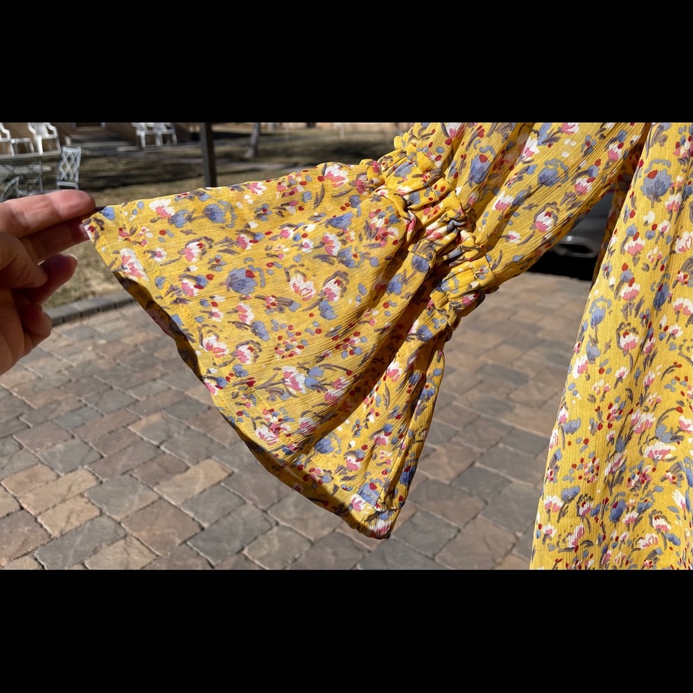 Off Shoulder Blouse - image 3